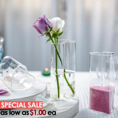 Glass bud vase ideas for wedding tables and minimalist homes